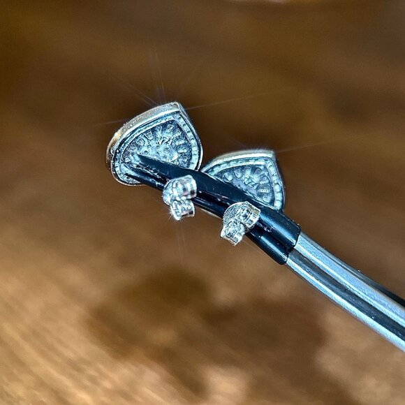 Gorgeous 925 Silver Cz Heart Shaped Stud Earrings - Picture 7 of 9